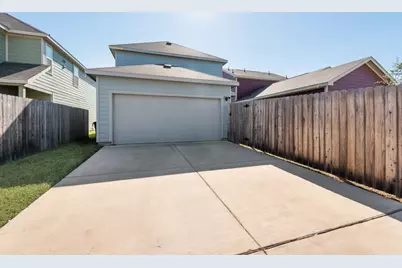 5621 Topwater Trail, Fort Worth, TX 76119 - Photo 17