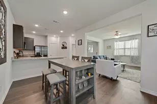 5621 Topwater Trl, Fort Worth, TX 76119 - Photo 7