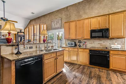 310 Wrotham Lane, Allen, TX 75013 - Photo 9