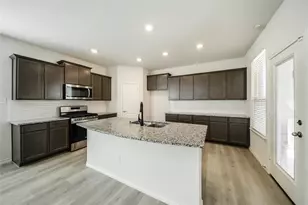 1809 Ferguson Ln, McKinney, TX 75071 - Photo 5