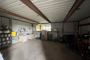 419 Limestone County Road 648, Thornton, TX 76687 - Photo 7