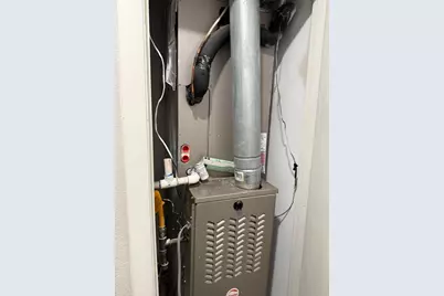 925 Bluewood Drive, Dallas, TX 75232 - Photo 11