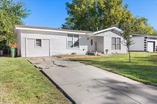6621 Onyx Dr N, North Richland Hills, TX 76180 - Photo 3