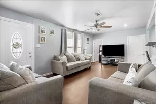 6621 Onyx Dr N, North Richland Hills, TX 76180 - Photo 3