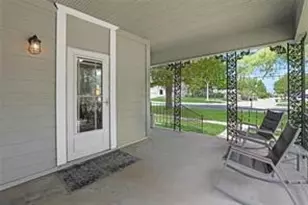 308 E Main St, Whitesboro, TX 76273 - Photo 3