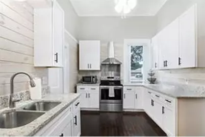 308 E Main Street, Whitesboro, TX 76273 - Photo 9