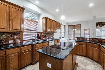 3150 Parkhurst Lane, Richardson, TX 75082 - Photo 13