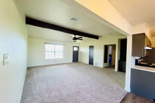 174 Shilling Dr, Elm Mott, TX 76640 - Photo 5