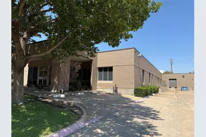 4393 Sunbelt Drive, Addison, TX 75001 - Photo 3