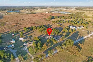 1375 Co Rd 176, Whitesboro, TX 76273 - Photo 31