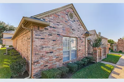 1218 Wooded Trail, Hurst, TX 76053 - Photo 3