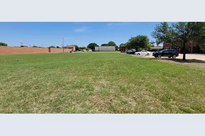 4108 Medical Parkway, Carrollton, TX 75007 - Photo 3