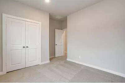 4525 Hogans Alley Drive, Arlington, TX 76001 - Photo 15