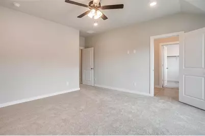 4525 Hogans Alley Drive, Arlington, TX 76001 - Photo 23