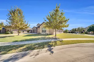 7202 Lone Star Way, Midlothian, TX 76065 - Photo 3