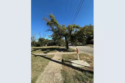 511 SW 5th Avenue, Mineral Wells, TX 76067 - Photo 3