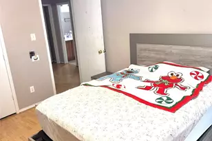 611 Pondview Dr, Cedar Hill, TX 75104 - Photo 11