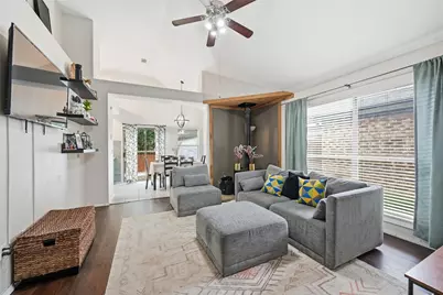 912 S Old Orchard Lane, Lewisville, TX 75067 - Photo 5