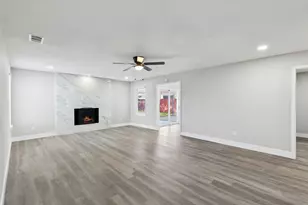 803 Glenda Dr, Bedford, TX 76022 - Photo 3