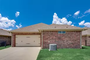 3318 Crystal Clear Ct, Granbury, TX 76049 - Photo 17