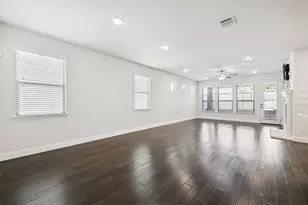 2229 Madison St, Carrollton, TX 75010 - Photo 9