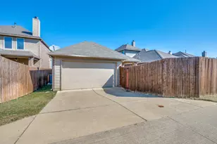 5841 Bindweed Street, Fort Worth, TX 76123 - Photo 25