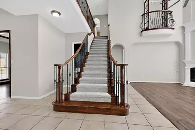 10309 Crowne Pointe Lane, Fort Worth, TX 76244 - Photo 3