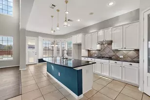 10309 Crowne Pointe Ln, Fort Worth, TX 76244 - Photo 11