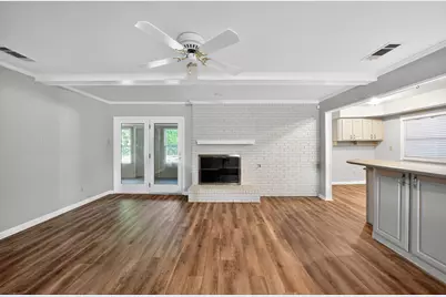 1017 Denmark Street, Grand Prairie, TX 75050 - Photo 9