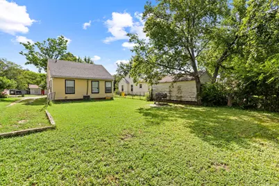 1212 Lewis Street, Waco, TX 76705 - Photo 3