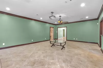 6400 Creekside Drive, Greenville, TX 75402 - Photo 9