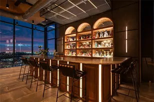 2430 Victory Park Ln, Dallas, TX 75219 - Photo 35