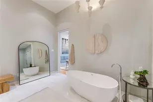 2430 Victory Park Ln, Dallas, TX 75219 - Photo 29