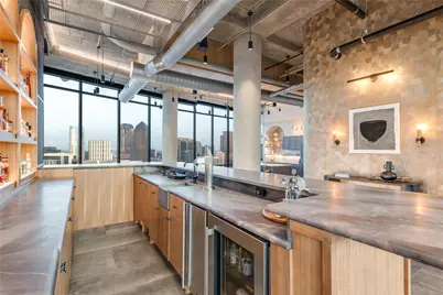 2430 Victory Park Lane #3204, Dallas, TX 75219 - Photo 19