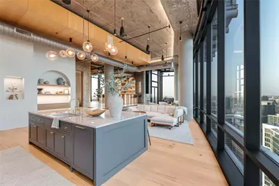 2430 Victory Park Lane #3204, Dallas, TX 75219 - Photo 9