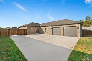 112 E Southbrook Dr, Glenn Heights, TX 75154 - Photo 27