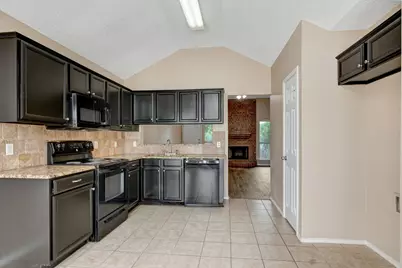 1451 Morrison Drive, Fort Worth, TX 76112 - Photo 11