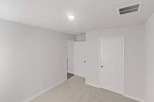 1016 Wind Drift Wy, Fort Worth, TX 76131 - Photo 11