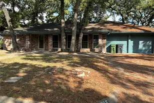 4715 Lester Dr, Arlington, TX 76016 - Photo 1