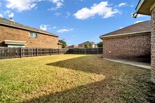 1525 Sanibel Ln, Arlington, TX 76018 - Photo 15