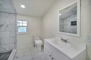 402 W College St, Jacksboro, TX 76458 - Photo 17