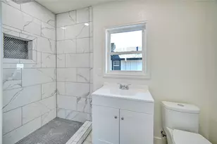 402 W College St, Jacksboro, TX 76458 - Photo 25