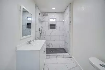 402 W College Street, Jacksboro, TX 76458 - Photo 21