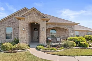 5501 Littlefield Dr, Dish, TX 76247 - Photo 1