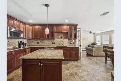 3428 Pembroke Place, Bedford, TX 76021 - Photo 17