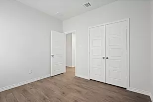 9225 Union Pacific Dr, Fort Worth, TX 76036 - Photo 15