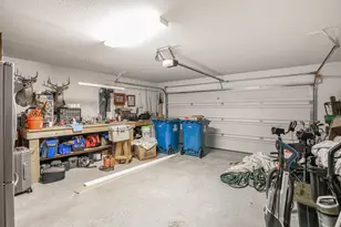 417 Elyse Rd, Keene, TX 76059 - Photo 29