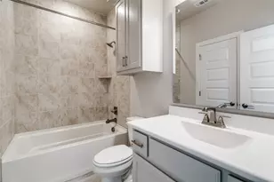 8218 Laflin Ln, Dallas, TX 75231 - Photo 15