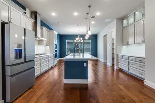 8218 Laflin Ln, Dallas, TX 75231 - Photo 1