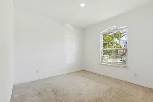 7933 Lindheimer Ln, McKinney, TX 75071 - Photo 5